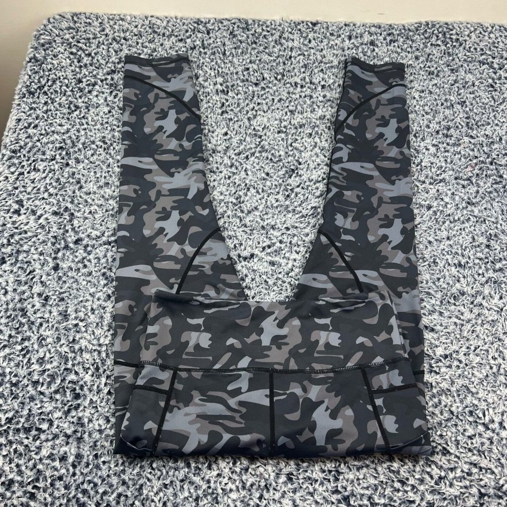 Zyia Active Leggings Womens 6/8 Black Camo High Rise Cropped Stretch